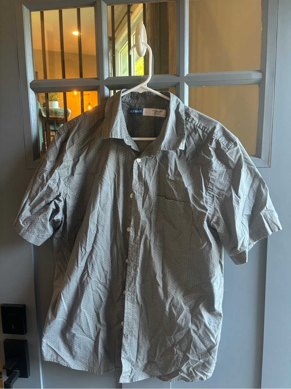 Old Navy Everyday Shirt Regular Fit Built-In Flex Built-In Flex Polka Dot Gray